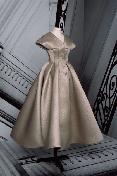 Look 27